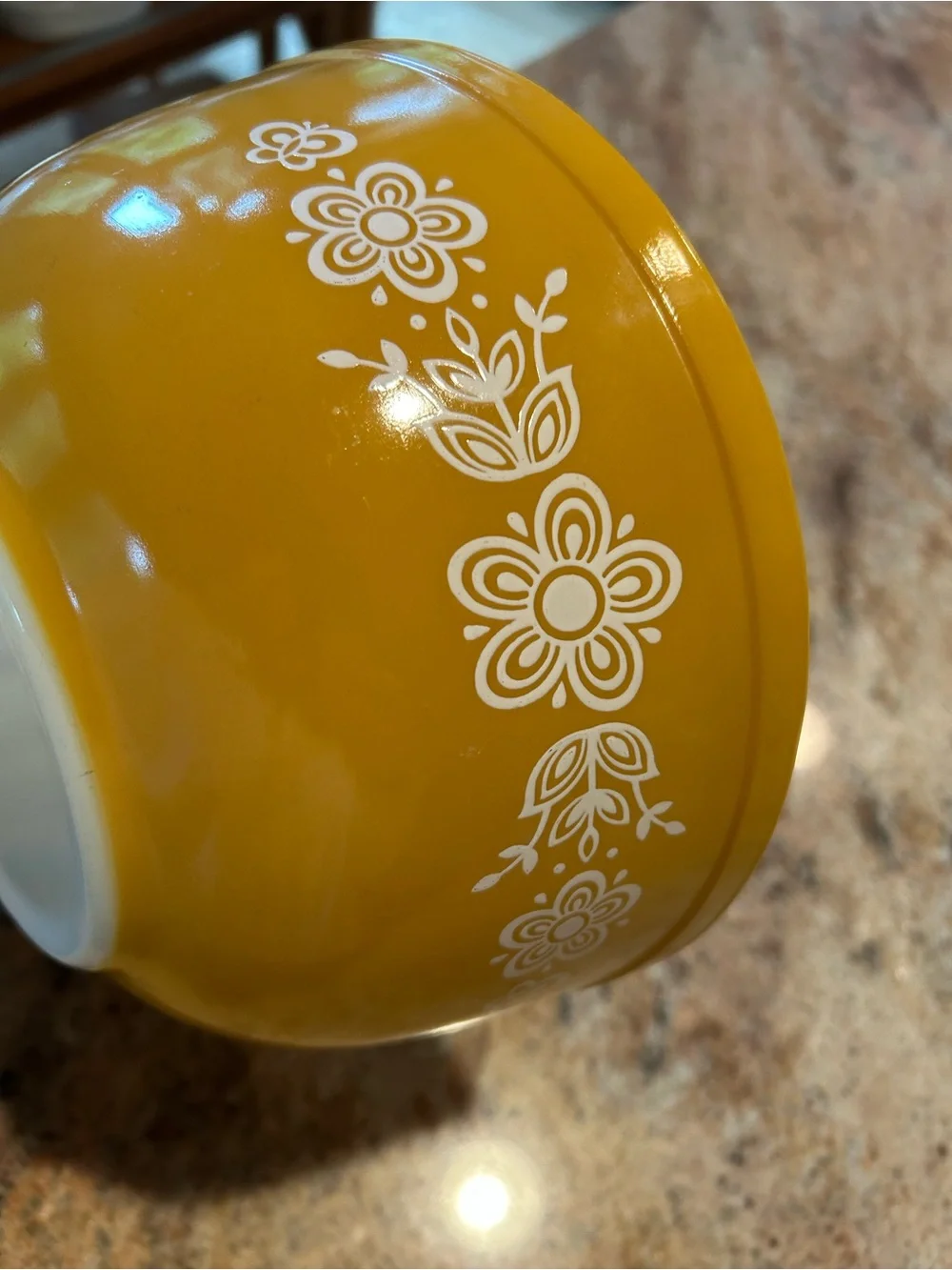Pyrex #403 2 1/2 Qt. “Butterfly Gold” 1970’s Mixing Nesting Bowl 1970’s Flawless